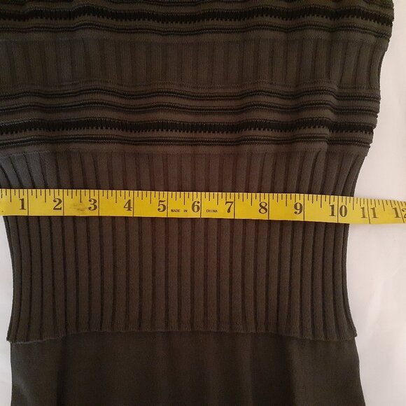 She's So Knit Stretch Dress NWT - Picture 15 of 16